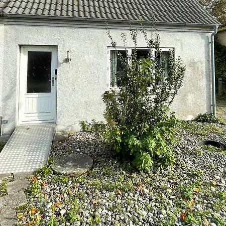2-bedroom Self-service House *